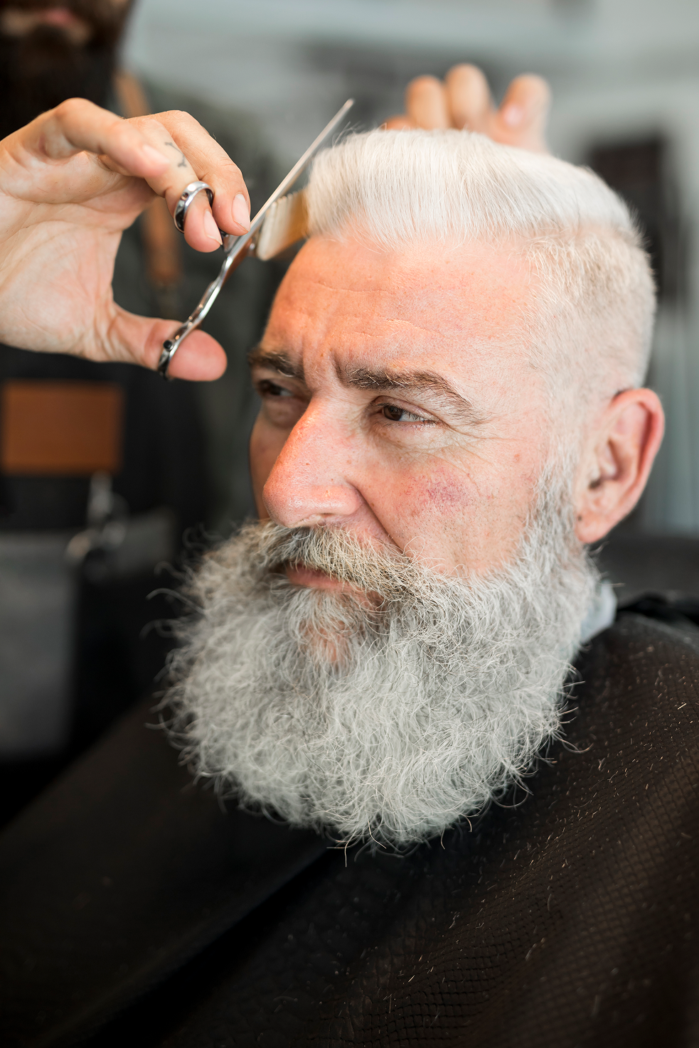 A clean modern haircut by Kilic Hair Dresser
